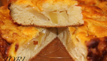Французcкий, очень сочный яблочный пирог