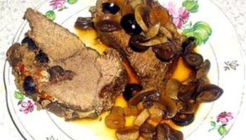 Говядина с грибами в рукаве
