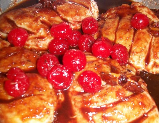 Куриные грудки в вишнёвом соусе по мотивам китайской кухни