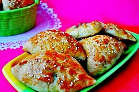 Пирожки со свининой и картофелем