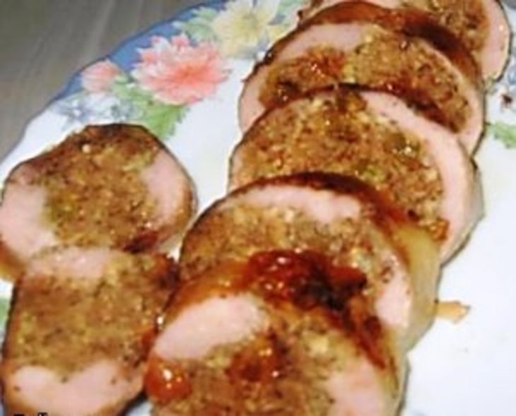 Куриные окорочка фаршированные грибами, изюмом и орехами