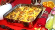 Запеканка из макарон и фрикаделей