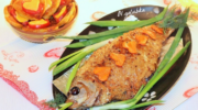 Рыба под ореховой корочкой и с овощными блинчиками